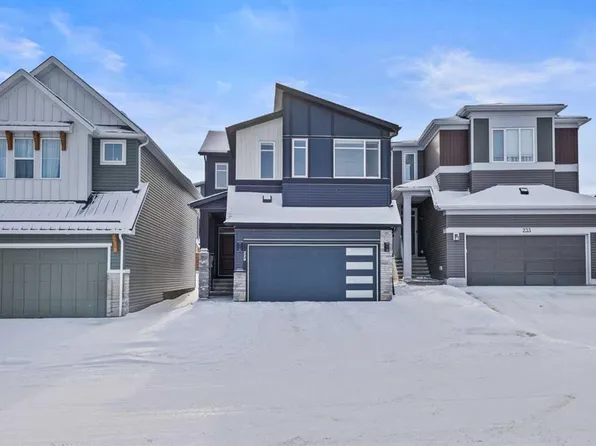 229 Calhoun Cres NE, Calgary, AB T3P 2G1