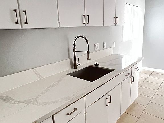 2nd image of 3402 Gundry Ave #3