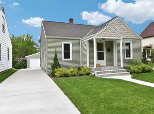 231 W Bolivar Ave, Milwaukee, WI 53207