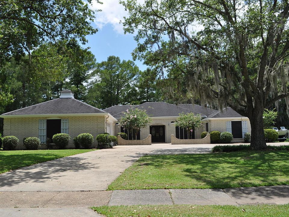 1st image of 104 Eastwood Dr