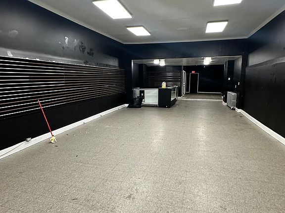 5th image of 109 Central Ave