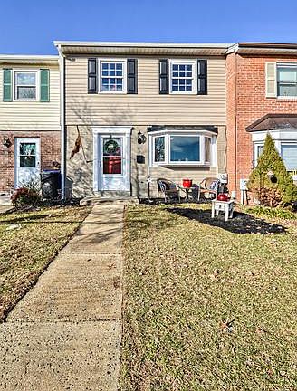 2nd image of 57 Boileau Ct