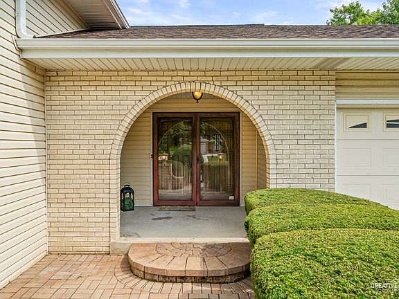 5th image of 3149 Venard Rd