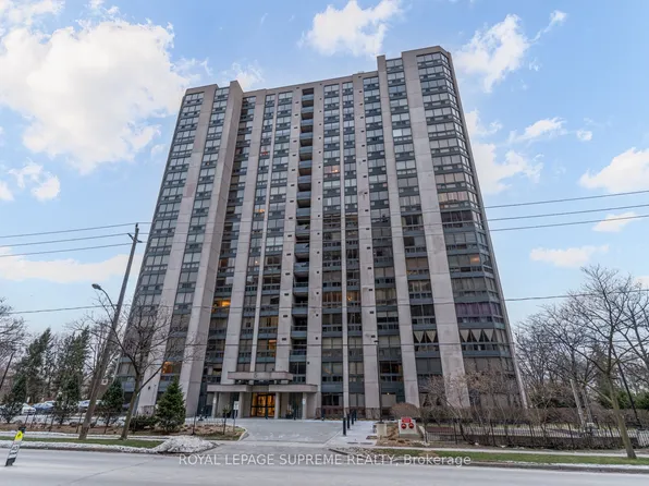 5 Kenneth Ave #1804, Toronto, ON M2N 6M7