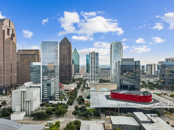 1717 Arts Plz Suite 2107, Dallas, TX 75201