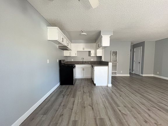 4th image of 12521 Grevillea Ave #17