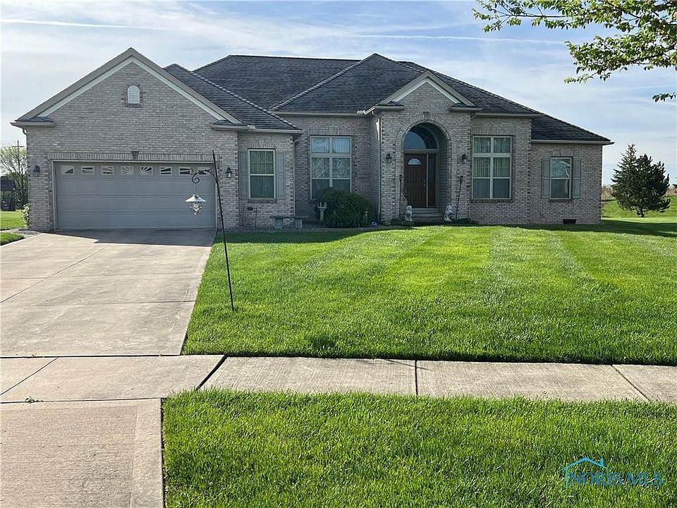 1st image of 1067 S Ironwood Dr