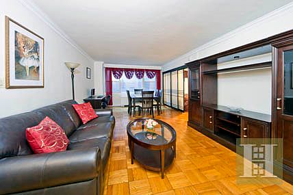 1st image of 16H Manhattan Ave