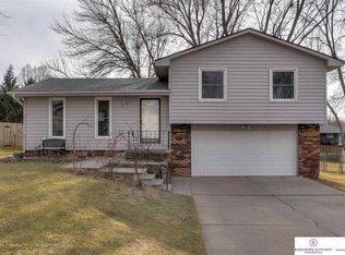 15723 Orchard Ave, Omaha, NE 68135