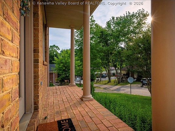 3rd image of 705 Christian Dr