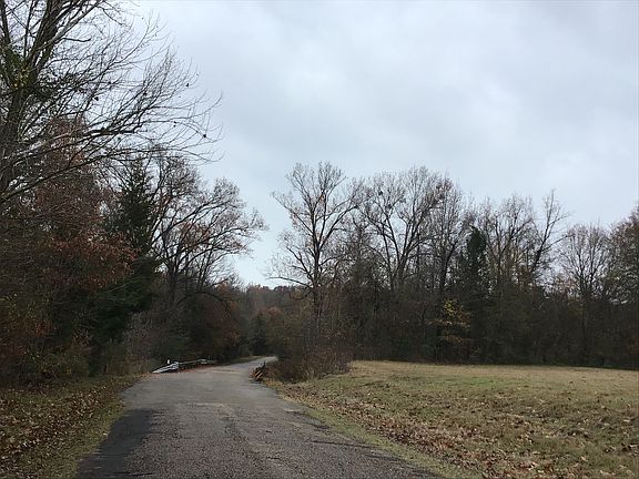 4th image of 2127 County Road 3343