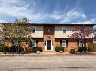 603 Kingston Dr APT D, Waterloo, IL 62298