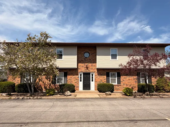 603 Kingston Dr APT D, Waterloo, IL 62298