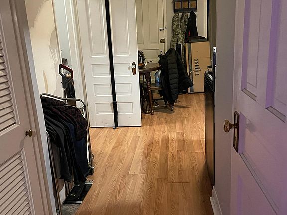 5th image of 3441 N Oakley Ave APT 2