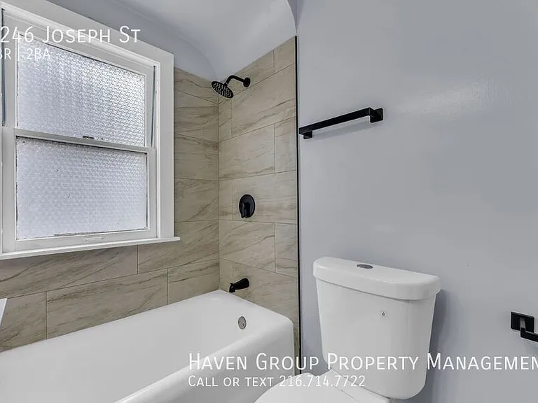 5246 Joseph St — Photo 20