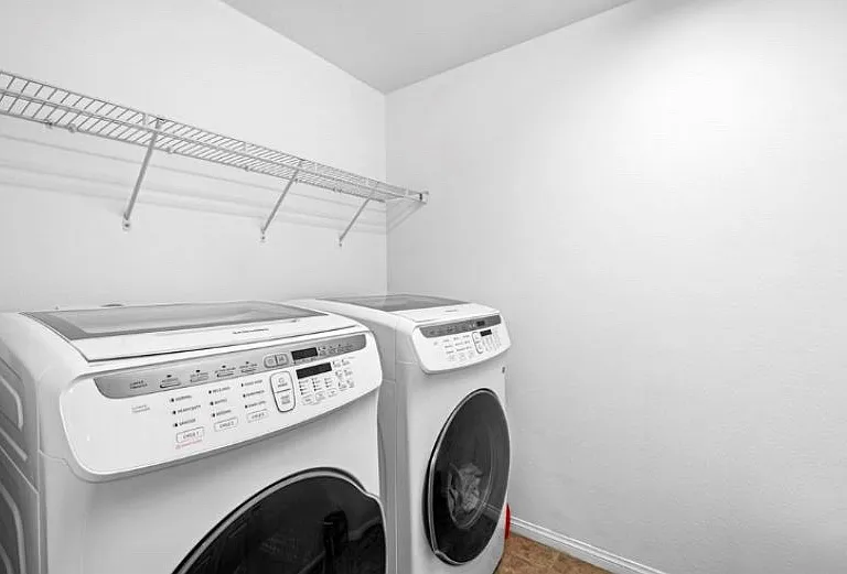16231 Navigator Ave — Photo 6