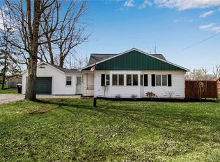 3456 S Newstead Rd, Akron, NY 14001