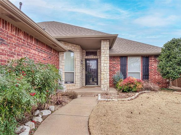 4th image of 16609 Canyonwood Ln