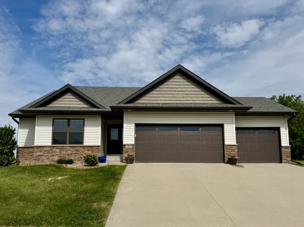 4983 Preston Ln, Iowa City, IA 52245