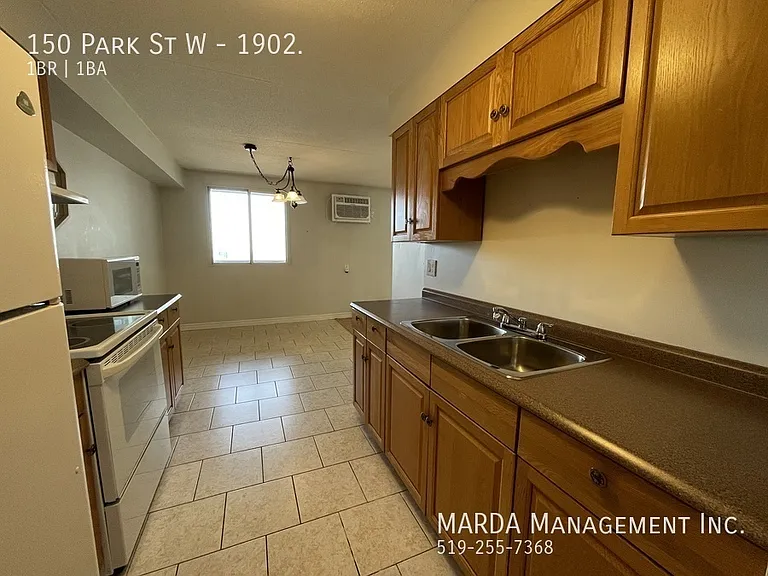 150 Park St W #1902 — Photo 2