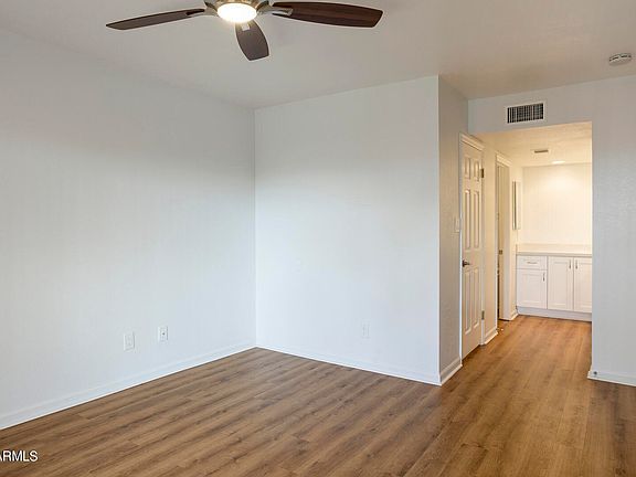 5th image of 4141 N 31st St Unit 308