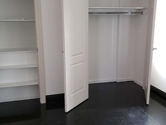 4th image of 12624 Powells Cove Blvd #3