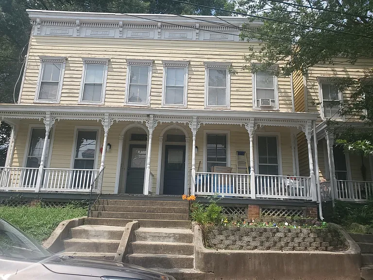 2108 Cedar St — Photo 21