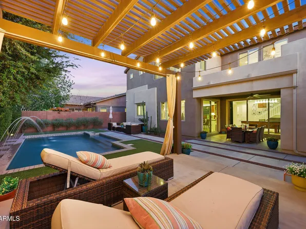 15994 W SHAW BUTTE Drive, Surprise, AZ 85379