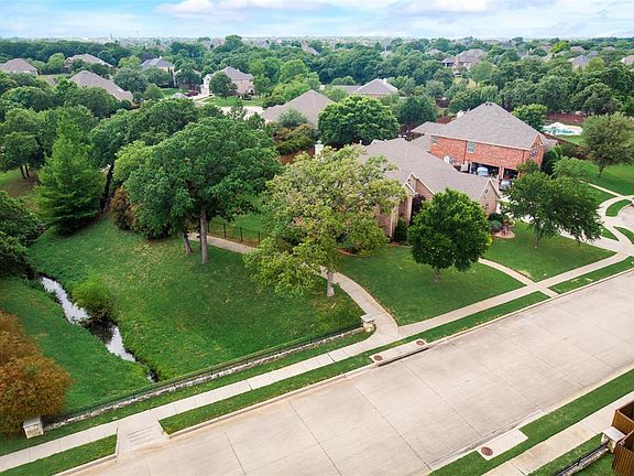 3rd image of 6706 Armstrong Ct