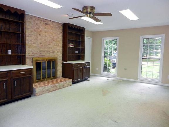 Family Room with Fireplac