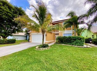 8116 Breton Cir, Fort Myers, FL 33912