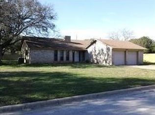 1500 Bluff Dr, Round Rock, TX 78681