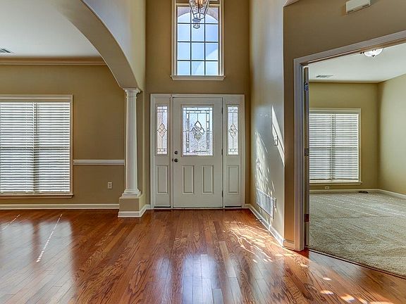 3rd image of 9006 River Pine Dr