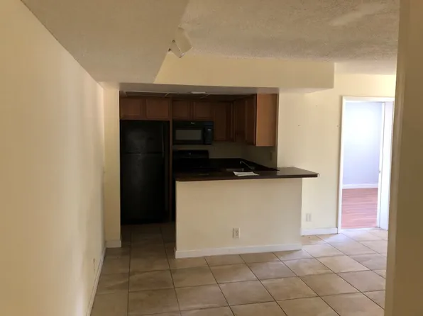 744 Executive Center Dr, West Palm Beach, FL