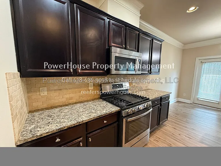 1045 Township Cir — Photo 16