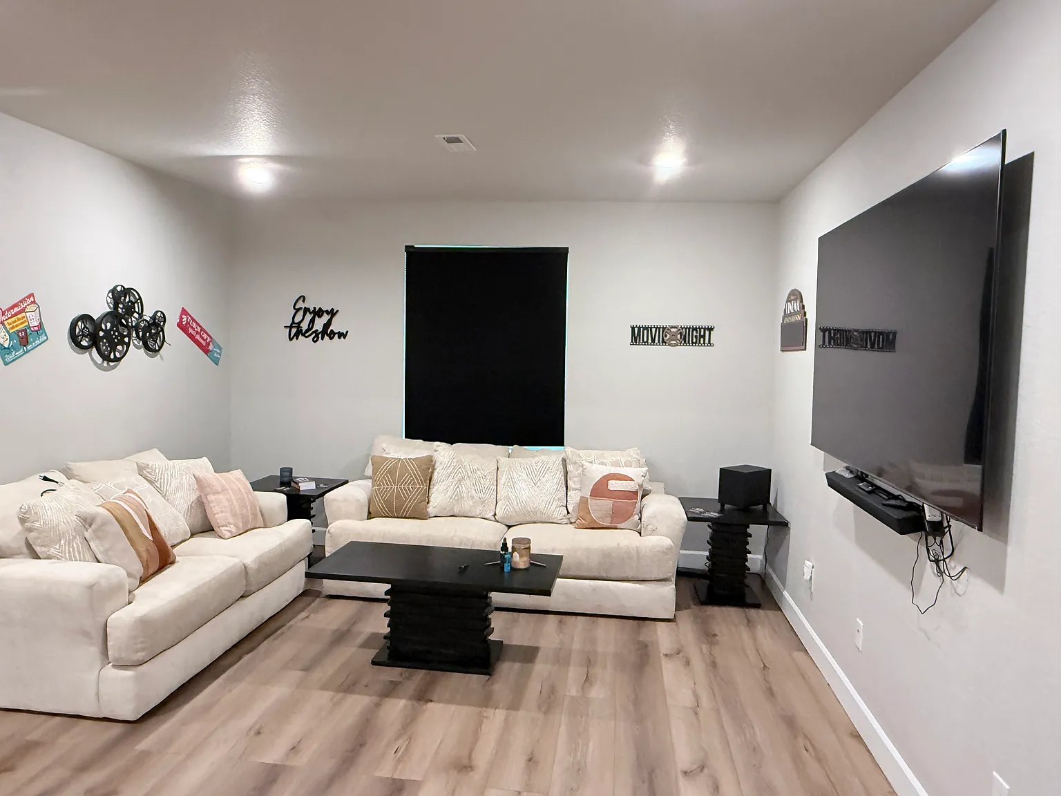 5 bed, 3.5 bath, 3845 sqft, $4,500 — Photo 3