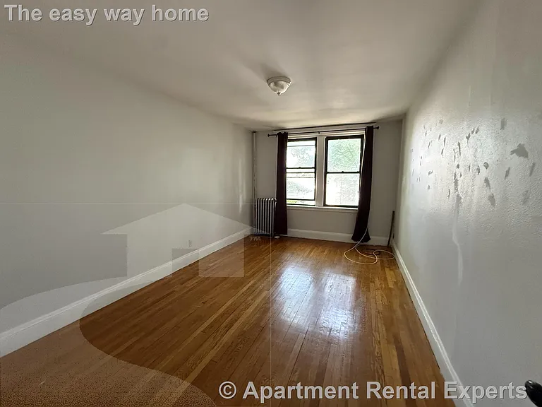 335-A Harvard St #7 — Photo 2