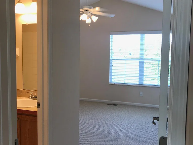 2nd bedroom with full bath