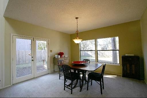 3rd image of 15515 TRIPLE CREEK DR