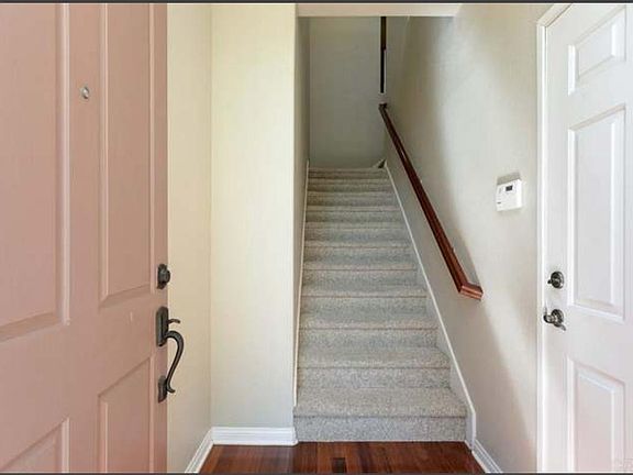 3rd image of 1476 Clearview Way