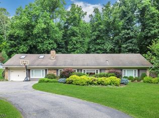 112 E Valley Brook Rd, Washington Twp., NJ 07853