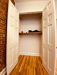 Rented by Metropolis Real Estate of Manhattan