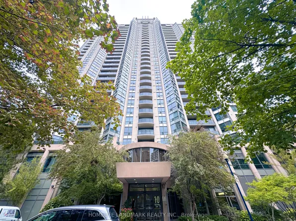 10 Northtown Way, Toronto, ON