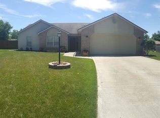 16120 Ara Ct, Woodburn, IN 46797