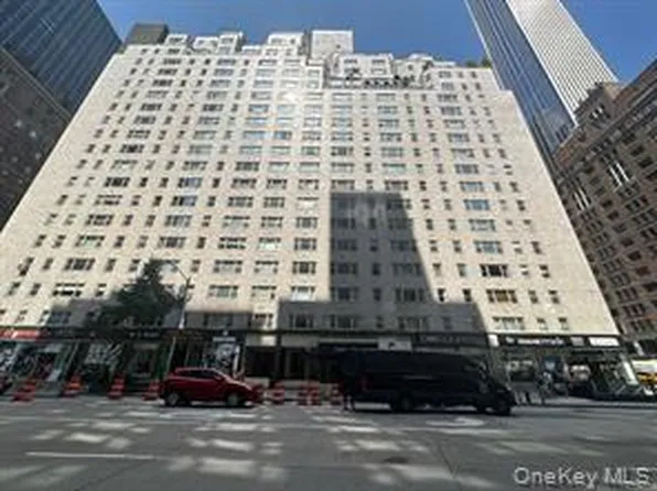 100 West 57th Street #2G, New York (Manhattan), NY 10019