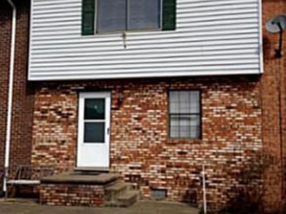 4th image of 5933 Midland Dr #6