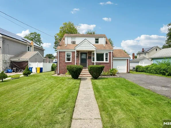 560 Glenwood Ave, Teaneck, NJ 07666