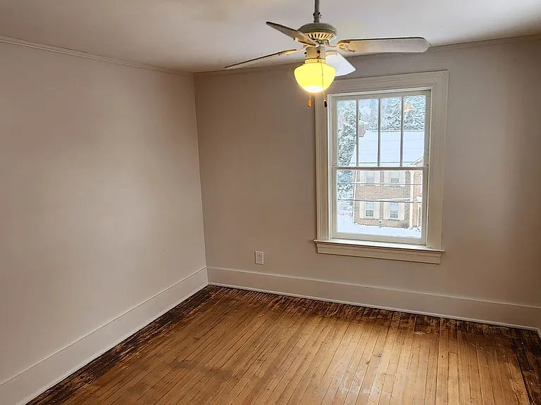 189 Jackson Ave — Photo 14