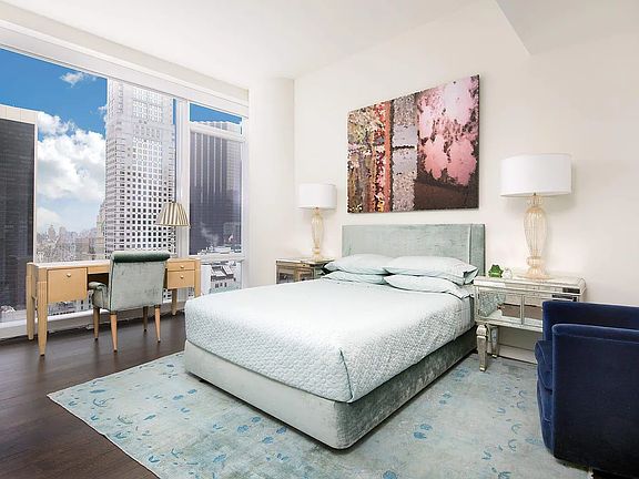 3rd image of 20 W 53rd St #31B