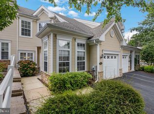 53 Dresner Cir, Upper Chichester, PA 19061